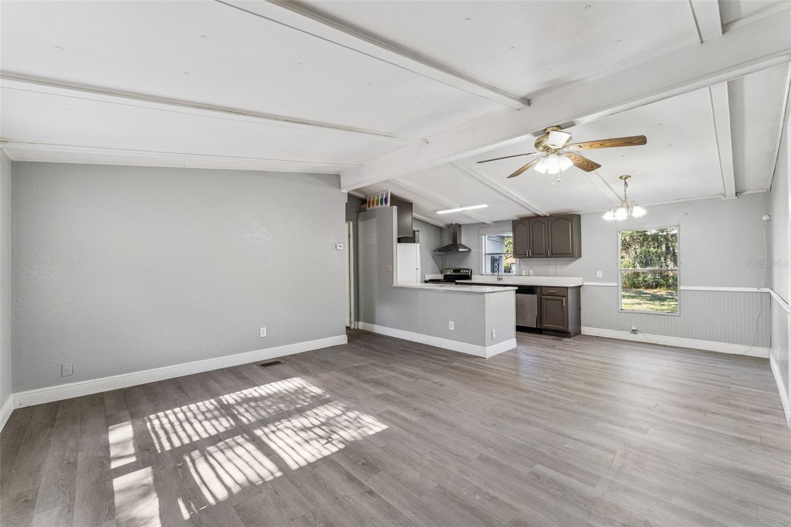 Image 4 of 21 For 3250 Keith Lane