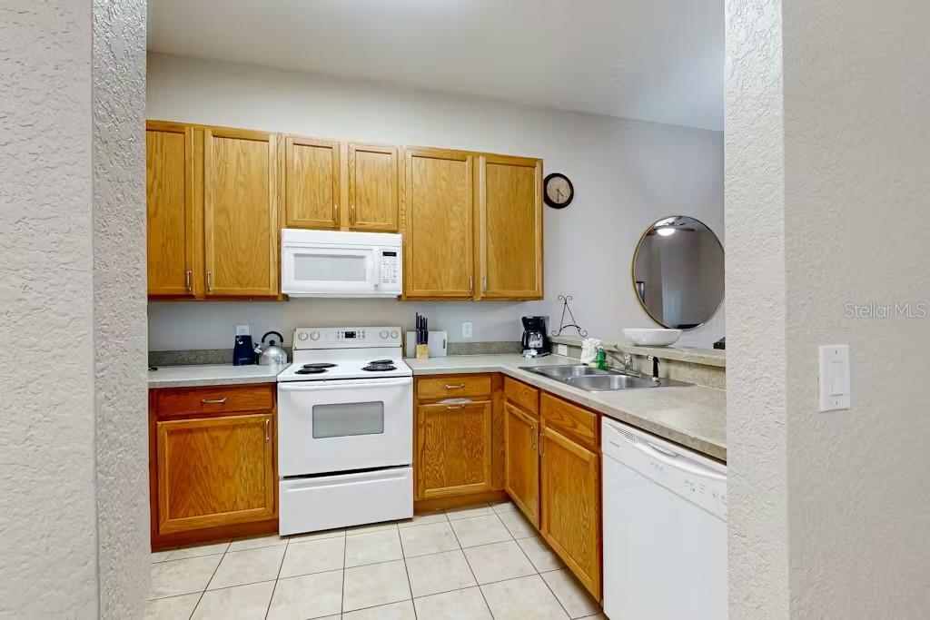 Image 10 of 47 For 903 Gran Bahama Boulevard 903