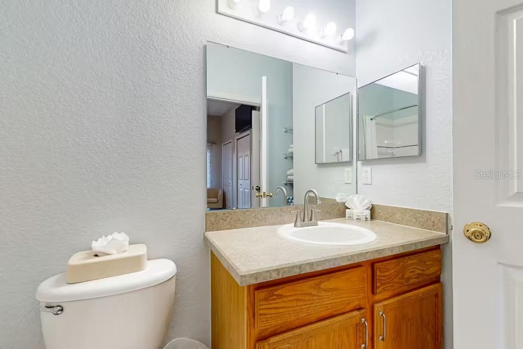 Image 13 of 47 For 903 Gran Bahama Boulevard 903