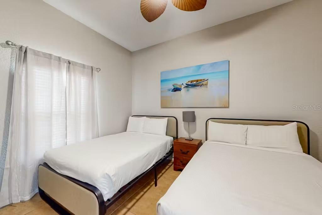 Image 18 of 47 For 903 Gran Bahama Boulevard 903