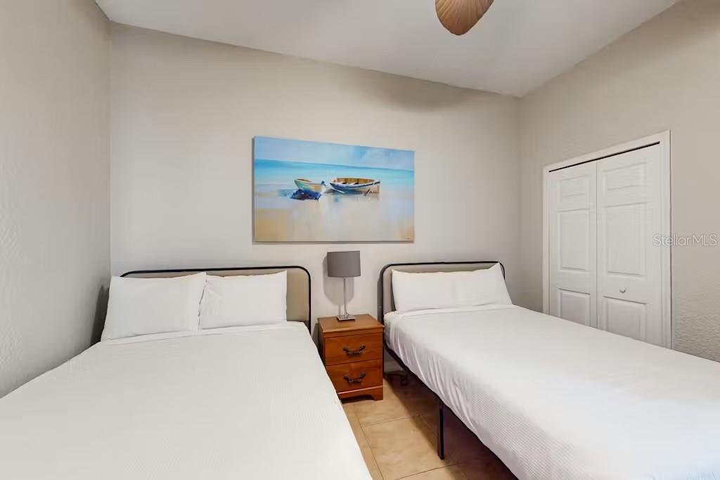 Image 19 of 47 For 903 Gran Bahama Boulevard 903