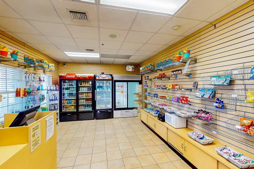 Image 31 of 47 For 903 Gran Bahama Boulevard 903