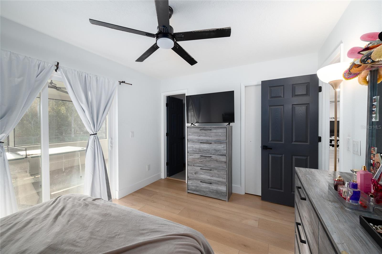 Image 12 of 18 For 768 California Woods Circle