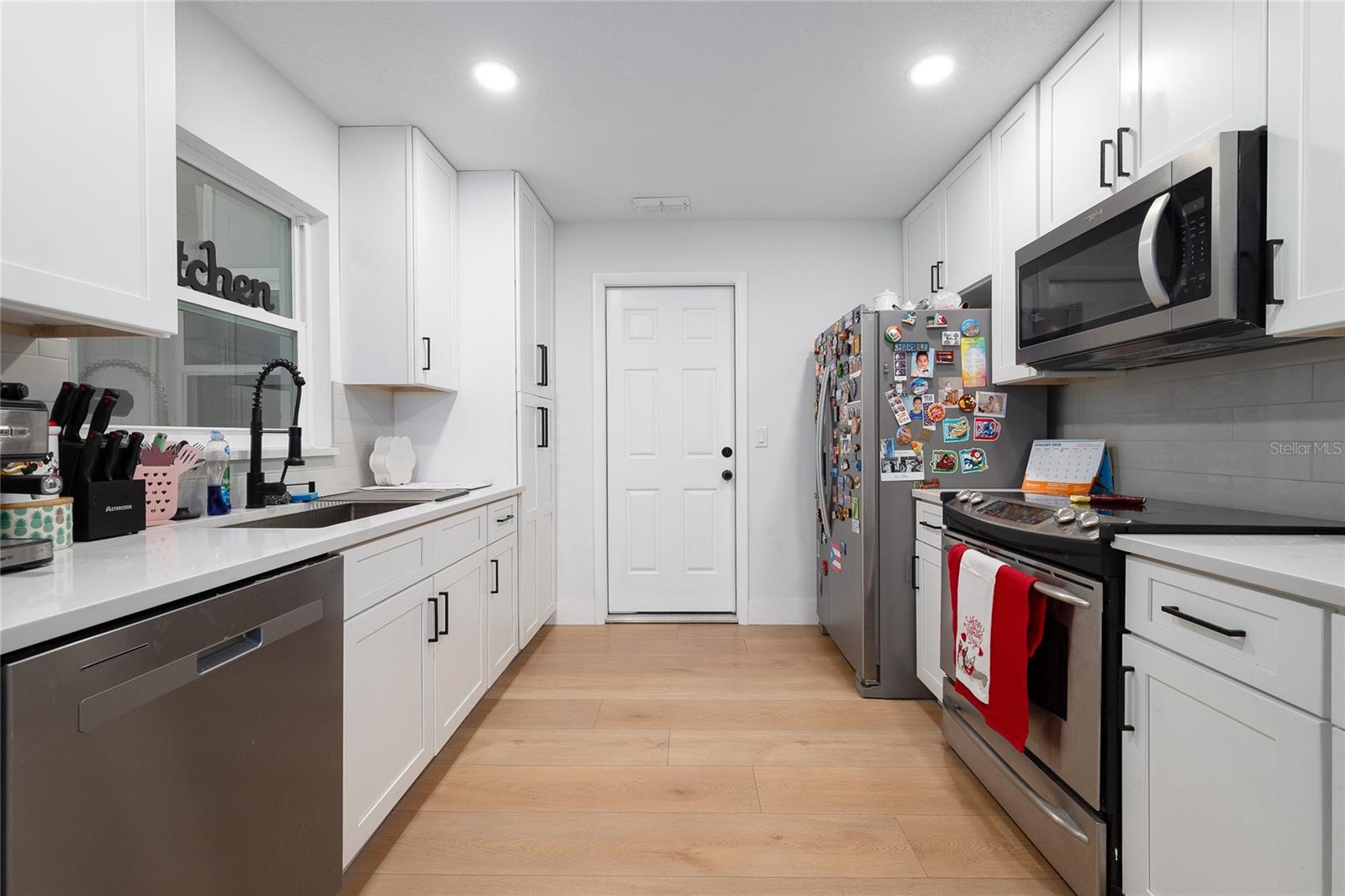 Image 8 of 18 For 768 California Woods Circle