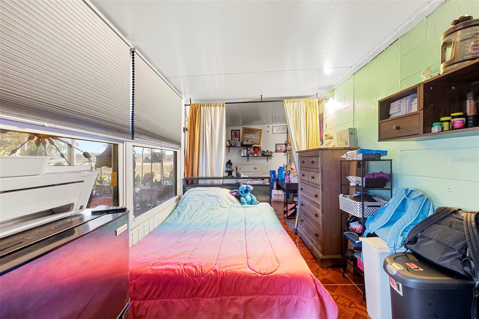 Image 39 of 48 For 601 Club Circle