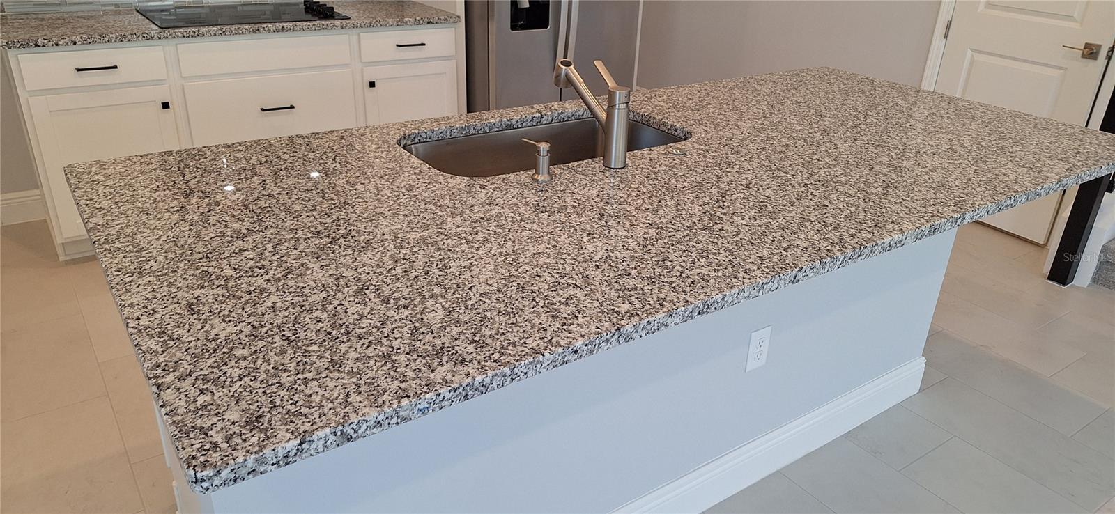 Image 10 of 40 For 13304 Leggett Alley