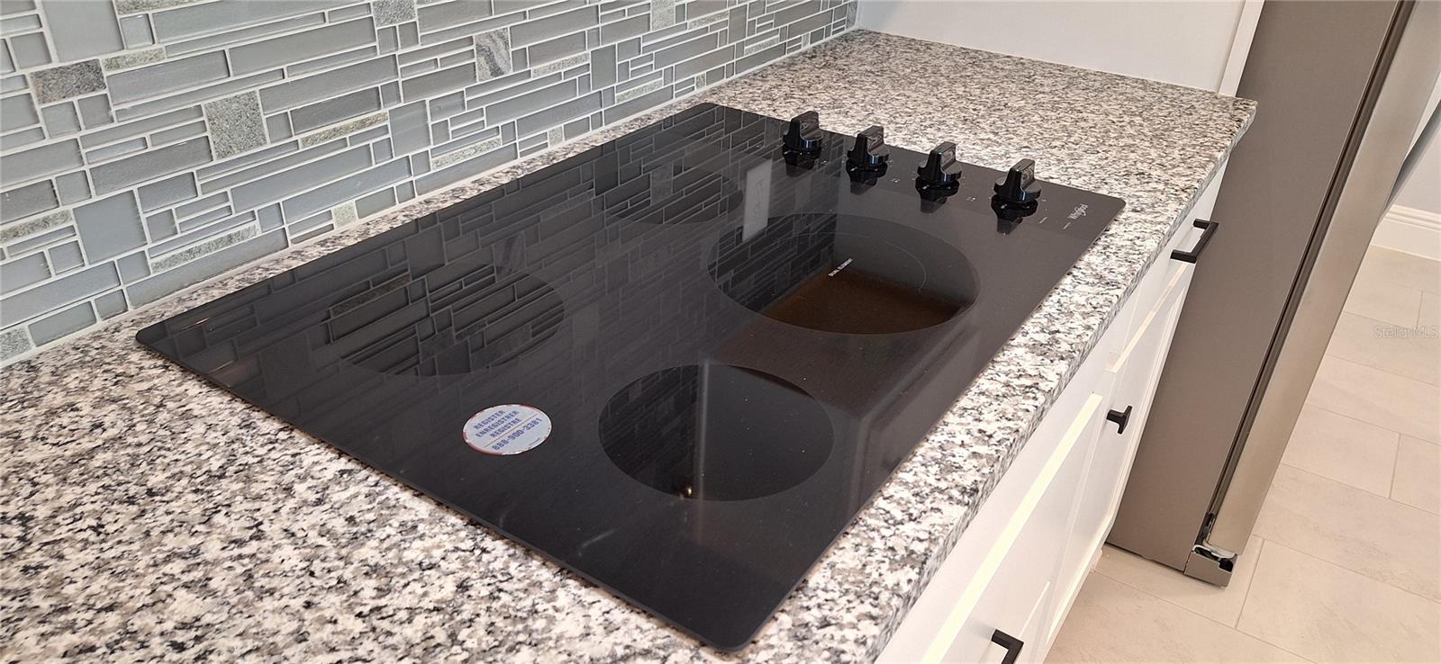 Image 14 of 40 For 13304 Leggett Alley