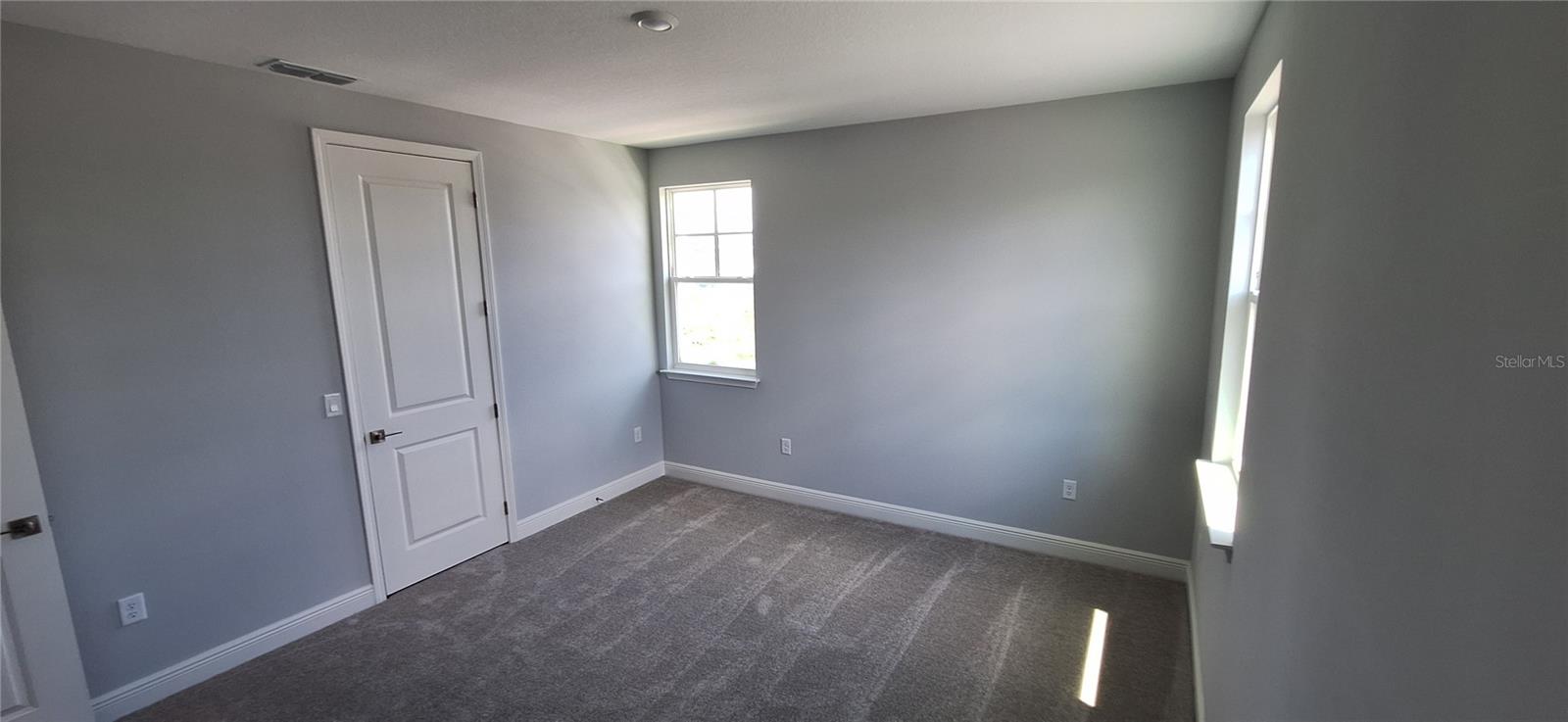 Image 22 of 40 For 13304 Leggett Alley