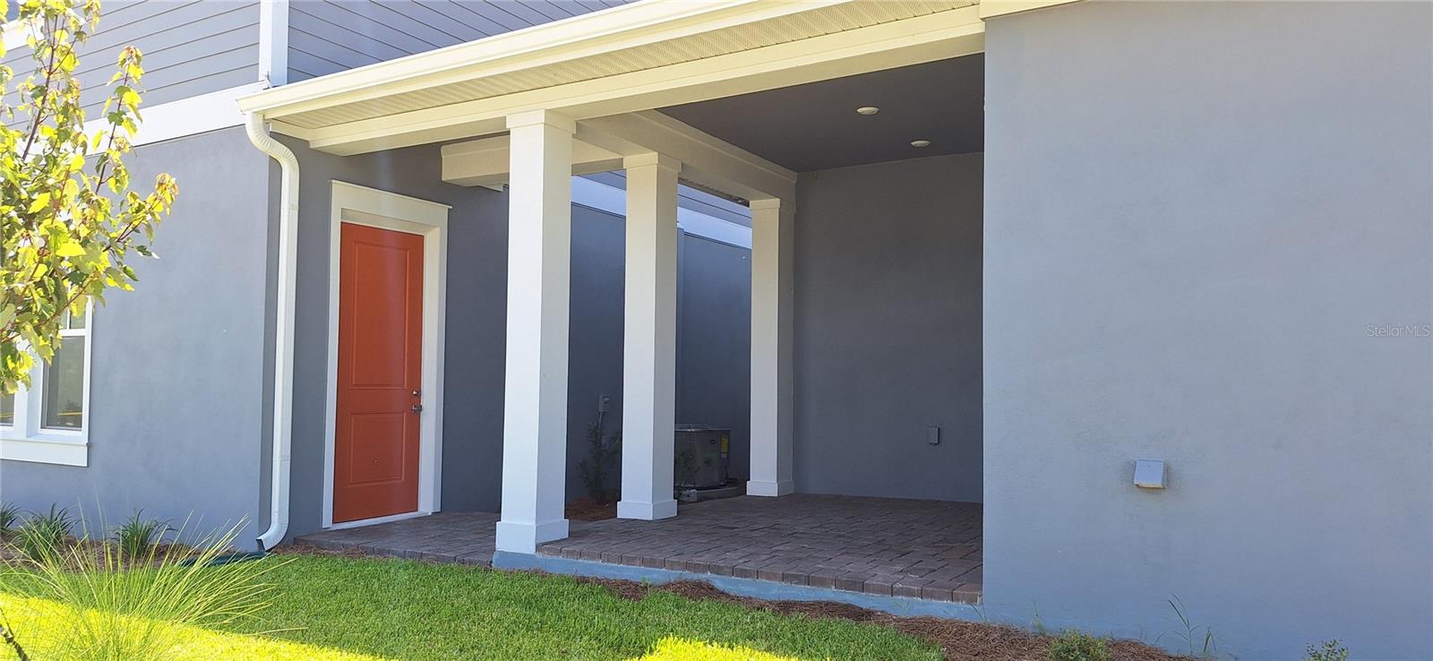 Image 3 of 40 For 13304 Leggett Alley