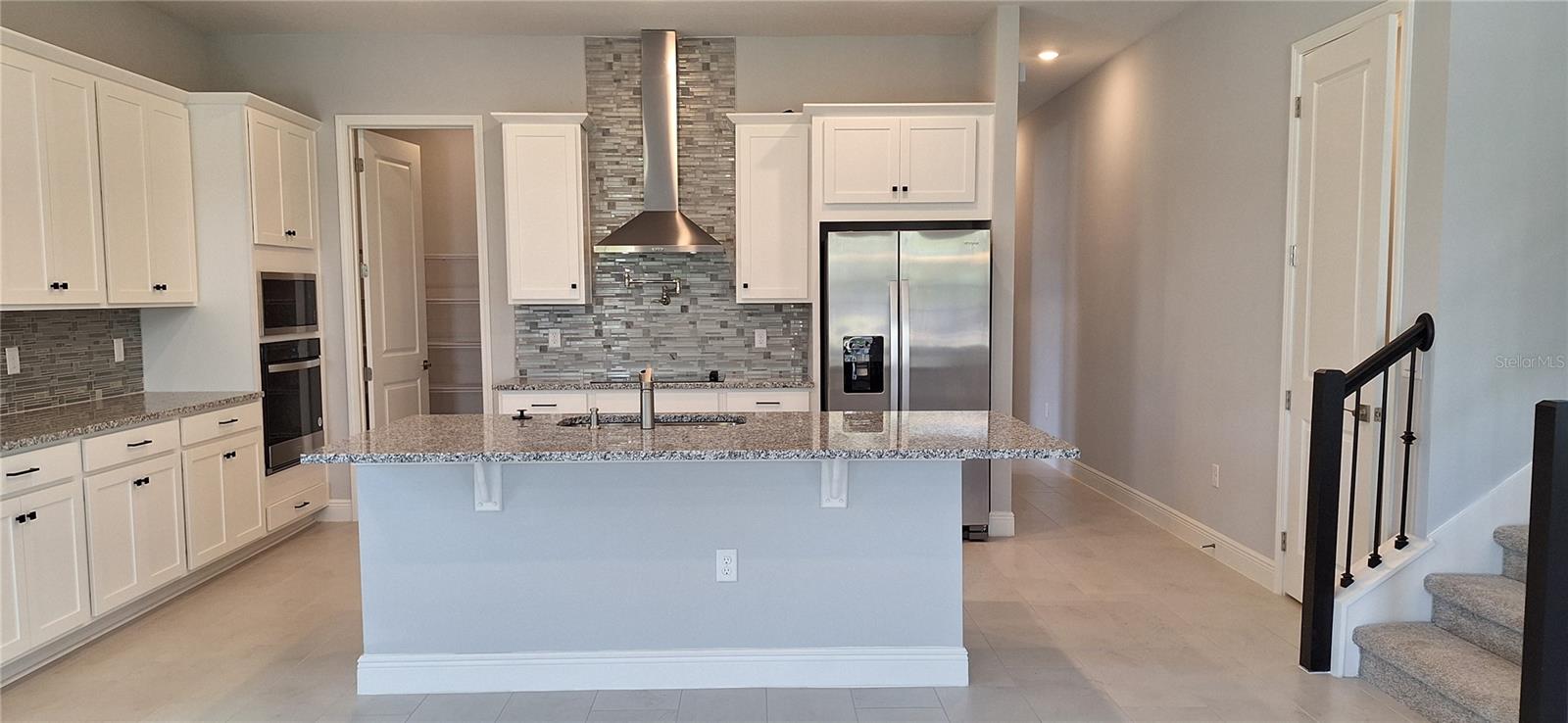 Image 8 of 40 For 13304 Leggett Alley