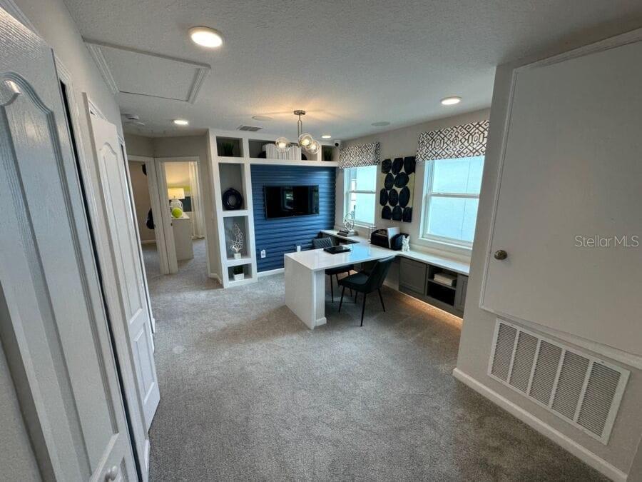 Image 22 of 37 For 5037 Prairie Preserve Run