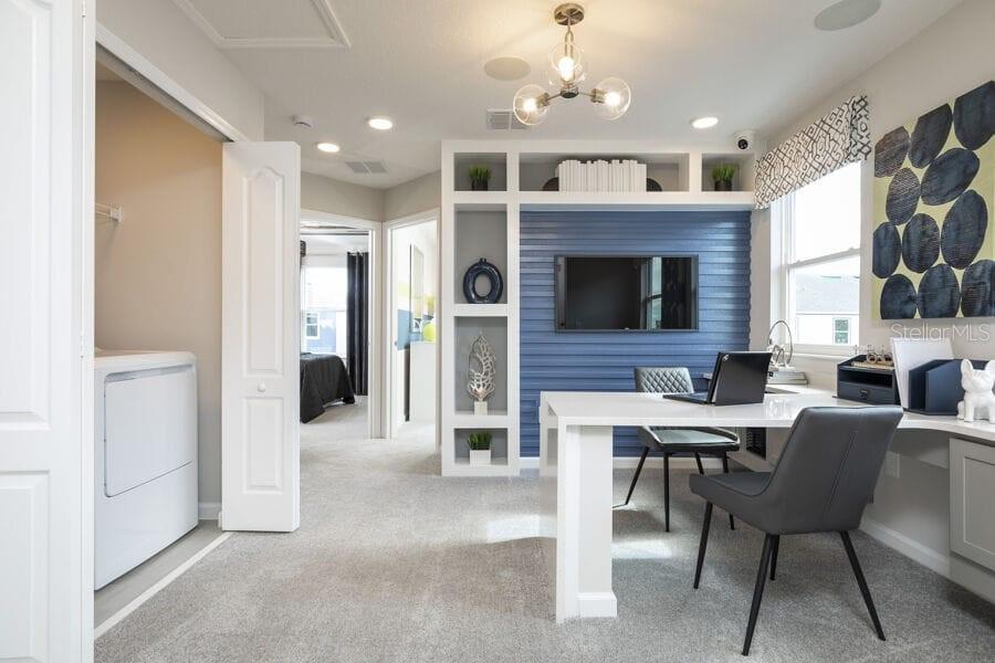 Image 8 of 37 For 5037 Prairie Preserve Run