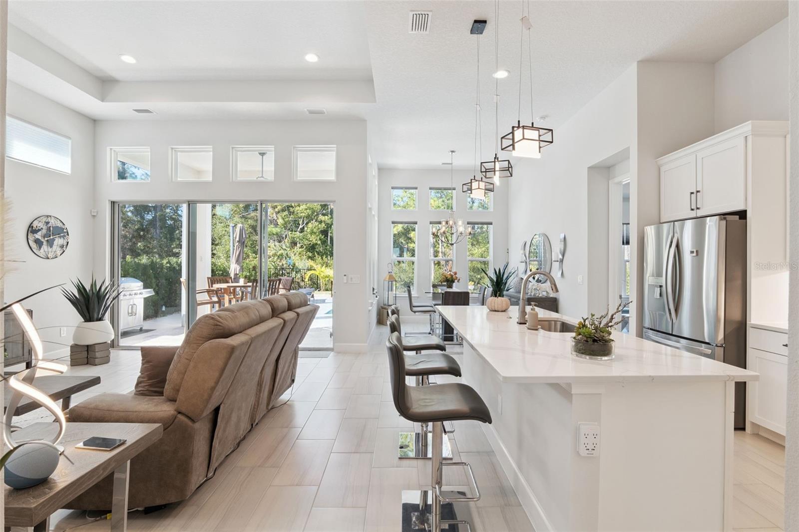 Image 14 of 65 For 6422 Saguaro Court