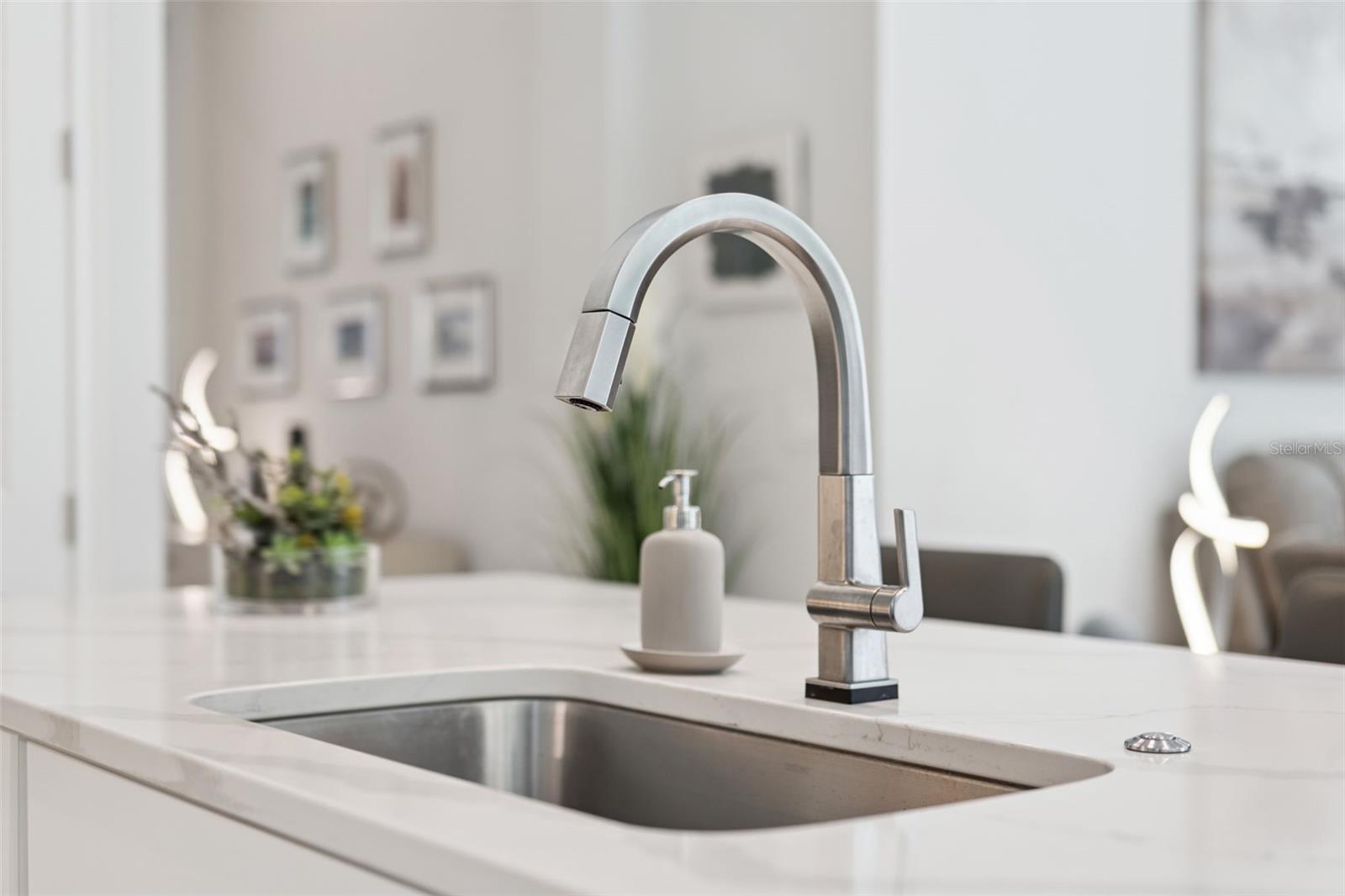 Image 19 of 65 For 6422 Saguaro Court