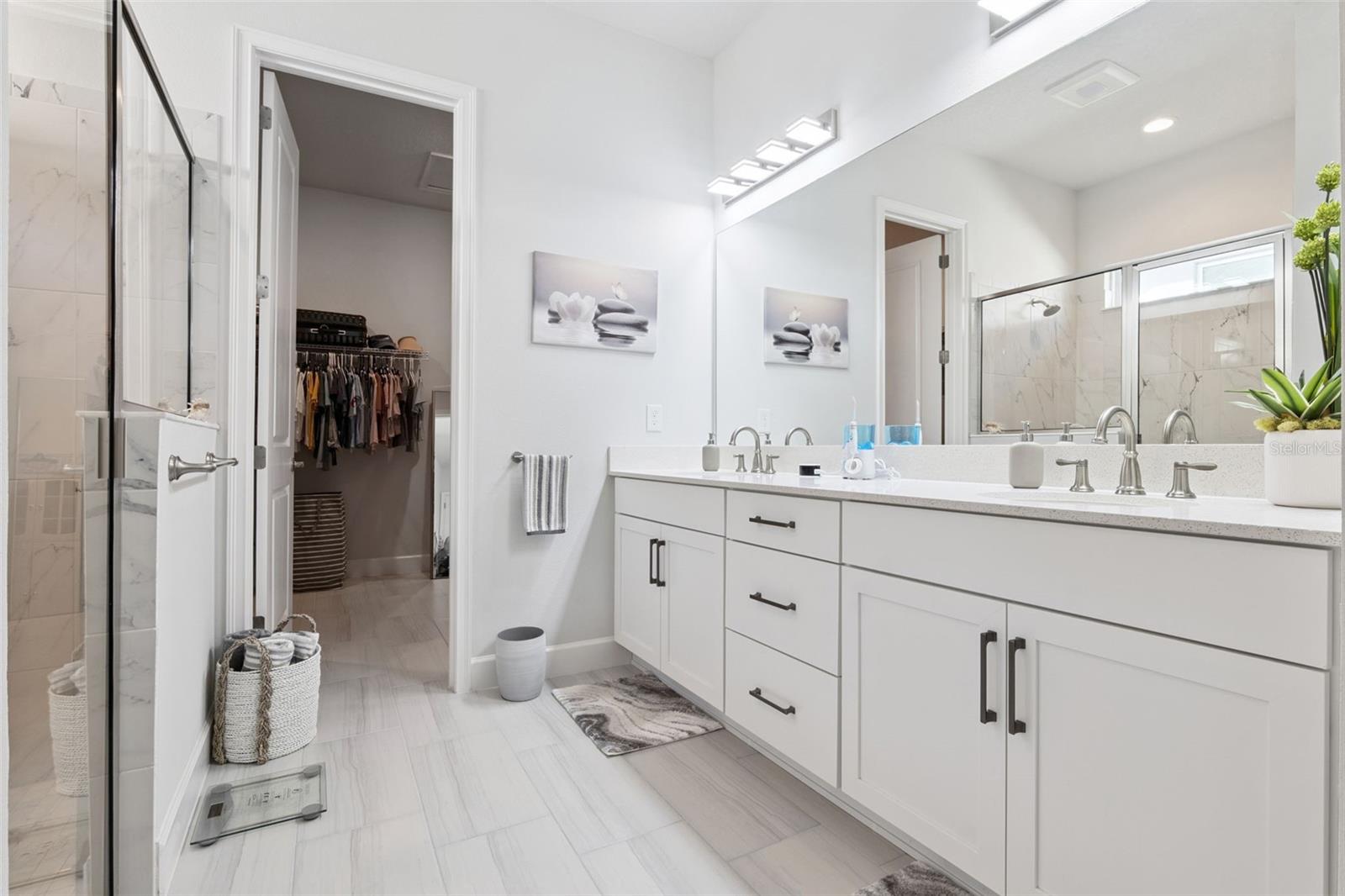 Image 28 of 65 For 6422 Saguaro Court