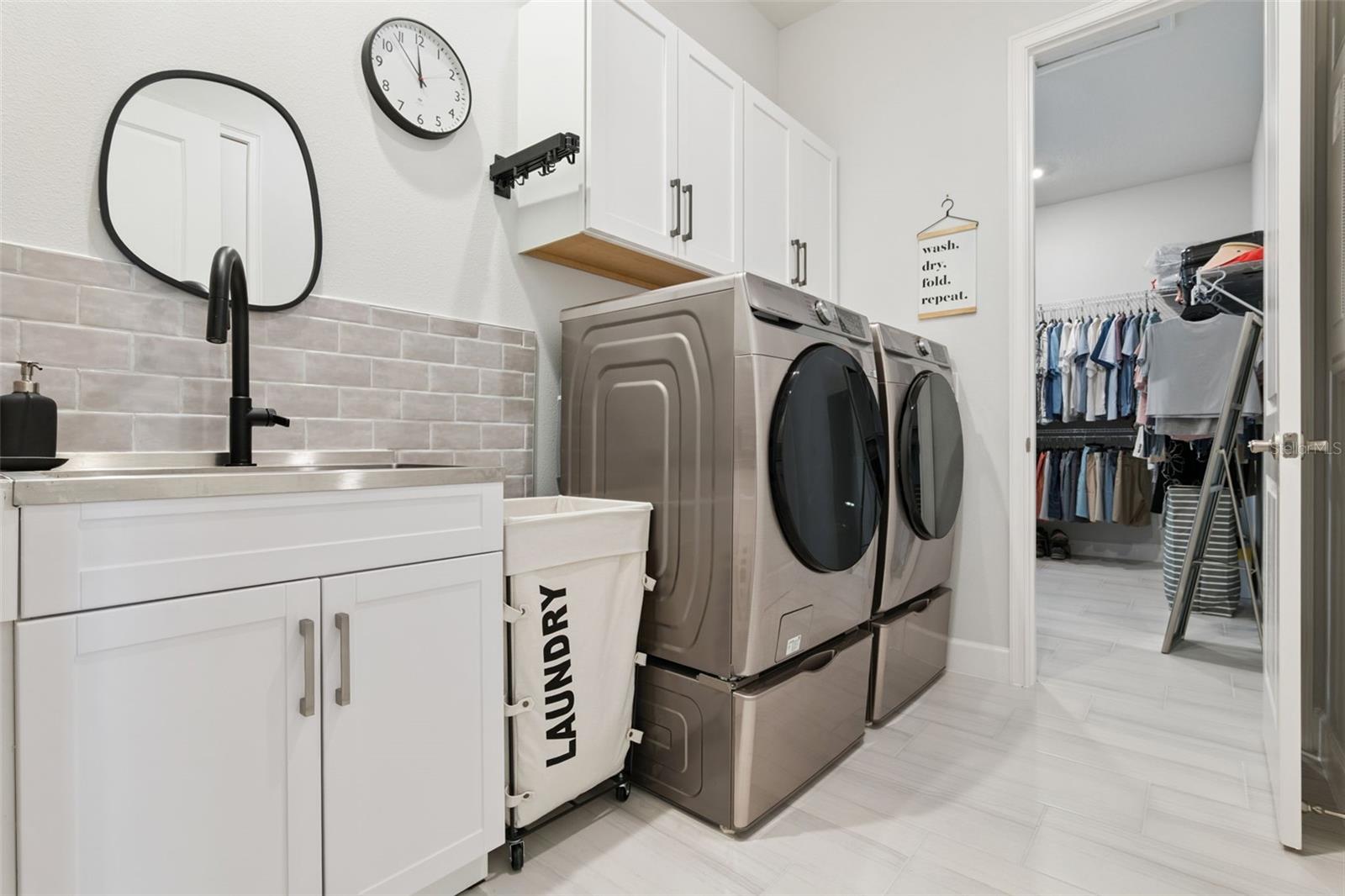 Image 33 of 65 For 6422 Saguaro Court