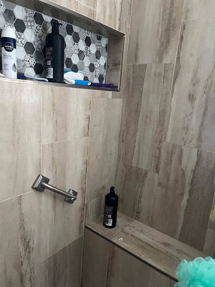 Image 13 of 33 For 916 Ponderosa Pine Court