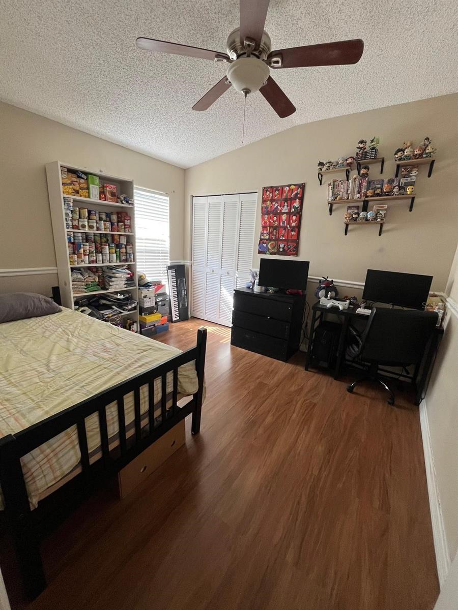 Image 15 of 33 For 916 Ponderosa Pine Court