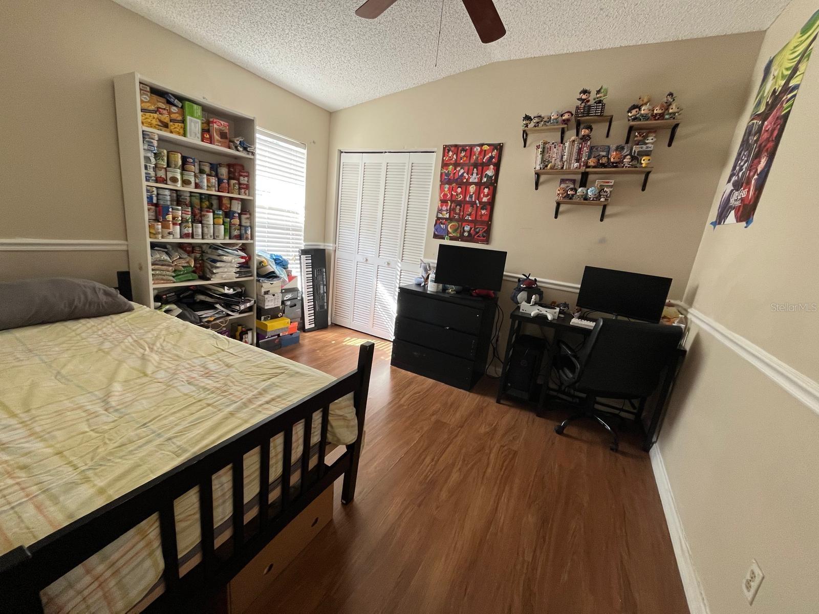 Image 16 of 33 For 916 Ponderosa Pine Court