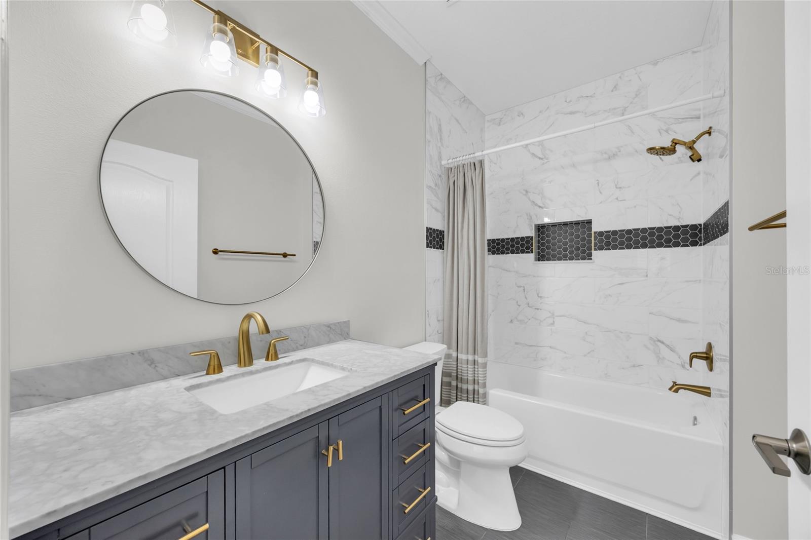 Image 21 of 55 For 4881 Cypress Woods Dr  3310