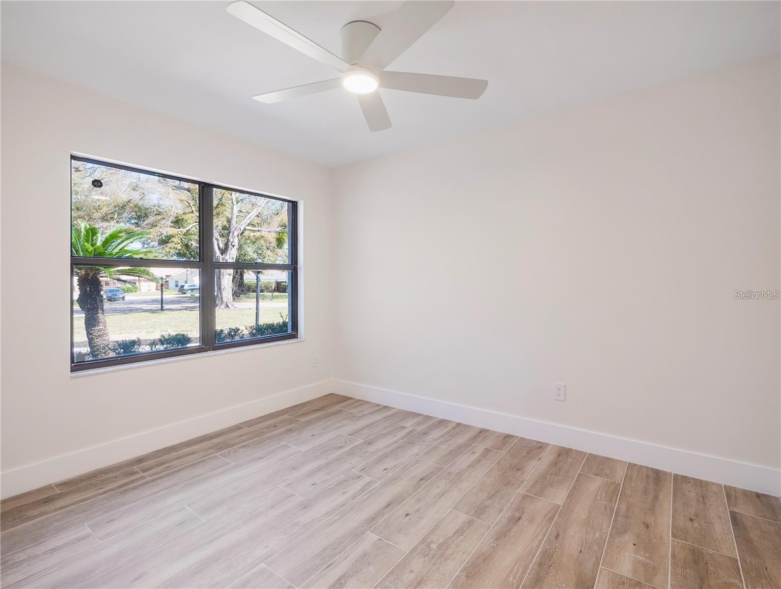 Image 24 of 57 For 6790 Edgeworth Drive