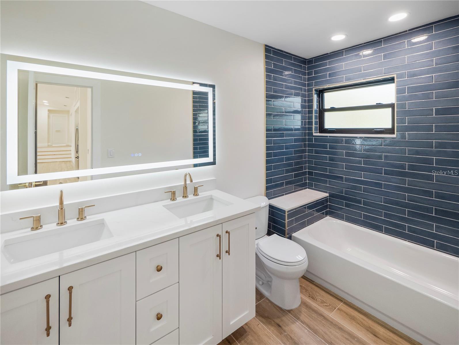 Image 34 of 57 For 6790 Edgeworth Drive