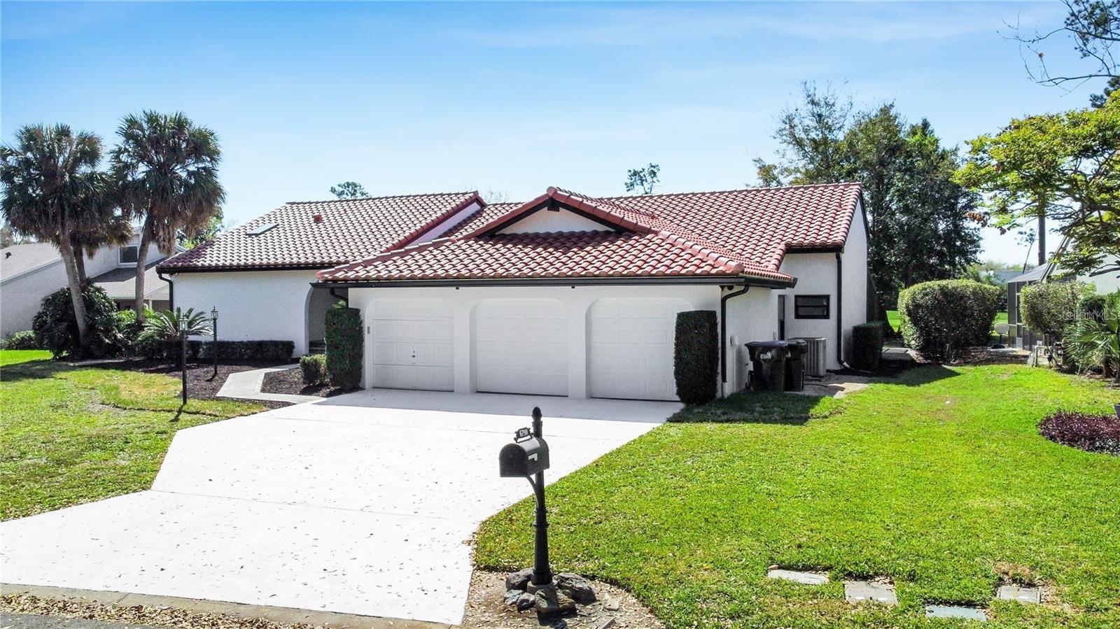 Image 4 of 57 For 6790 Edgeworth Drive