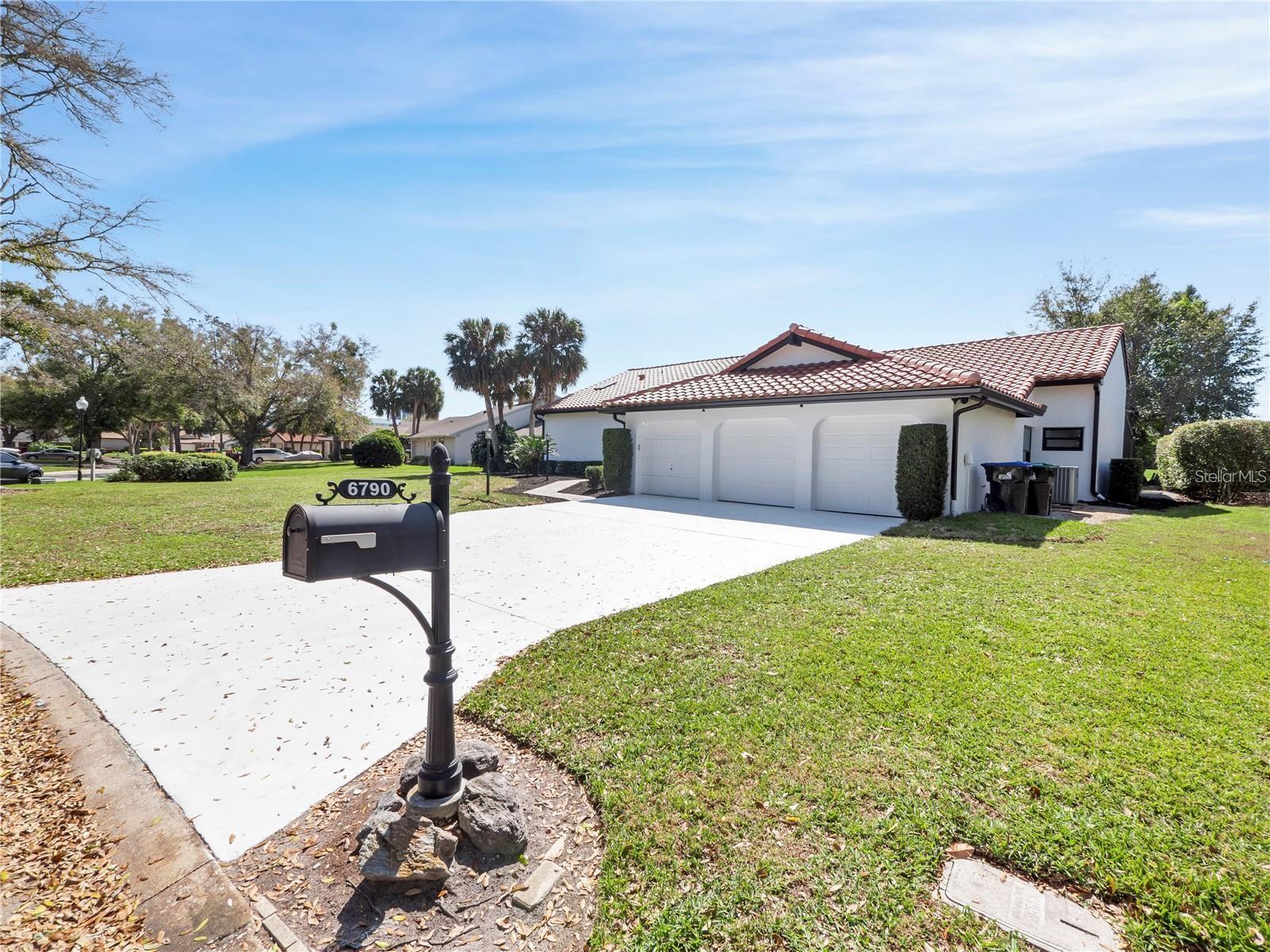 Image 9 of 57 For 6790 Edgeworth Drive