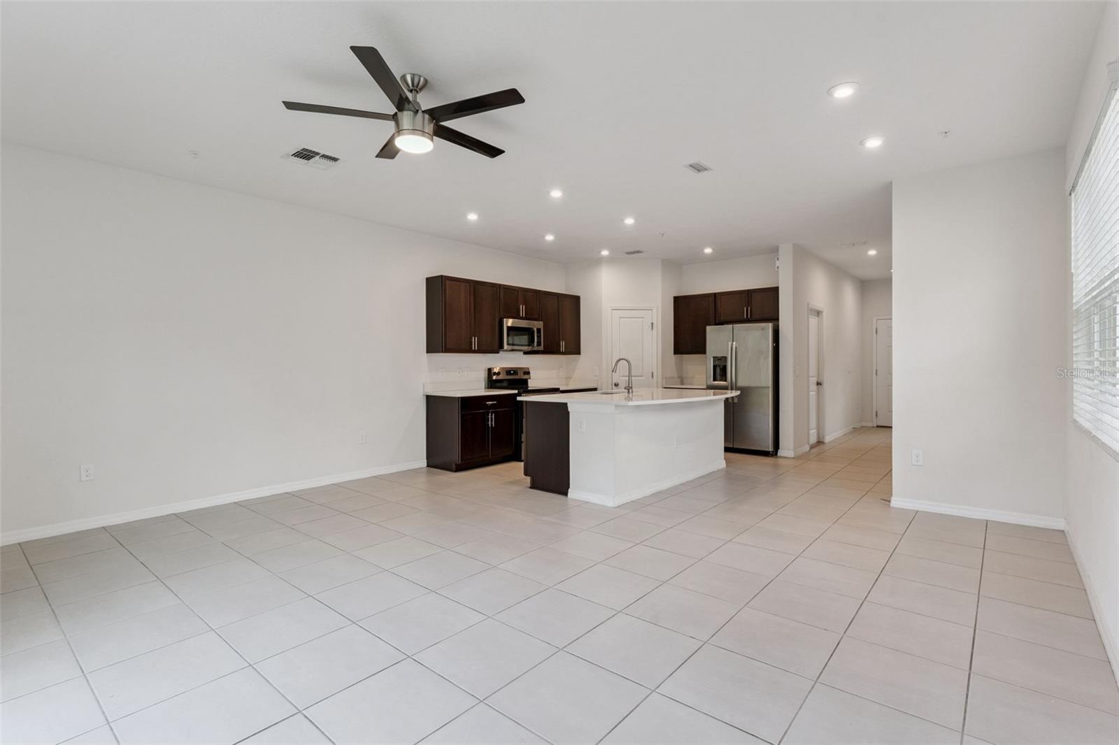 Image 11 of 36 For 2137 Crystal Bell Street