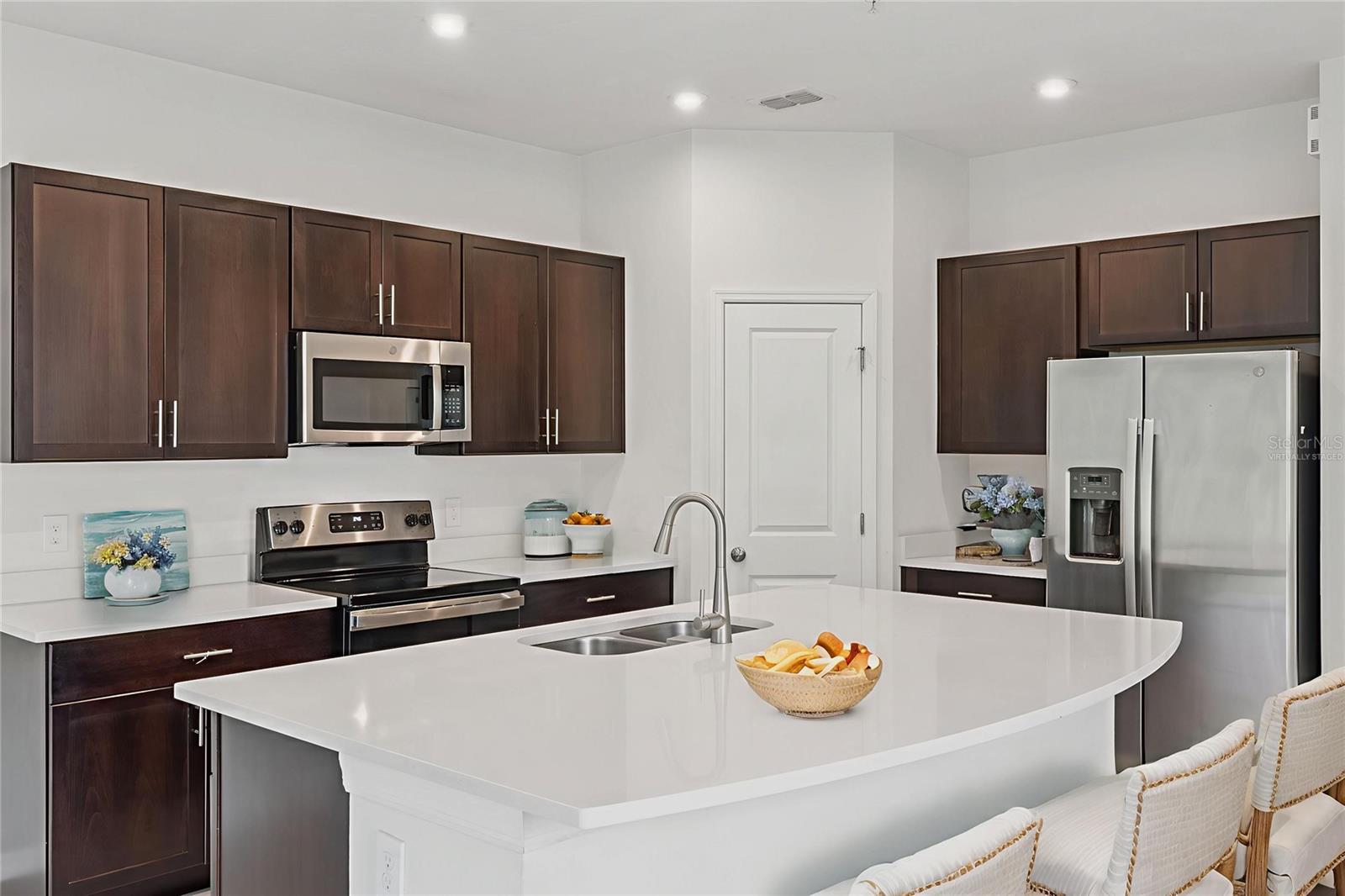 Image 5 of 36 For 2137 Crystal Bell Street