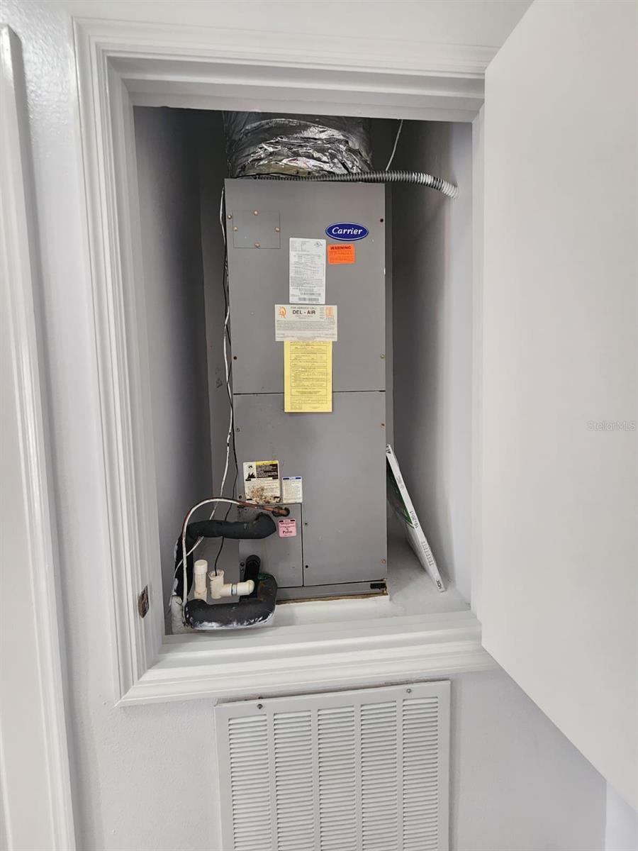 Image 37 of 38 For 1175 South Beach Circle