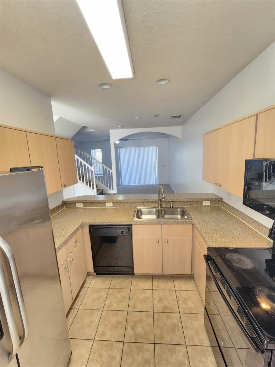 Image 4 of 38 For 1175 South Beach Circle