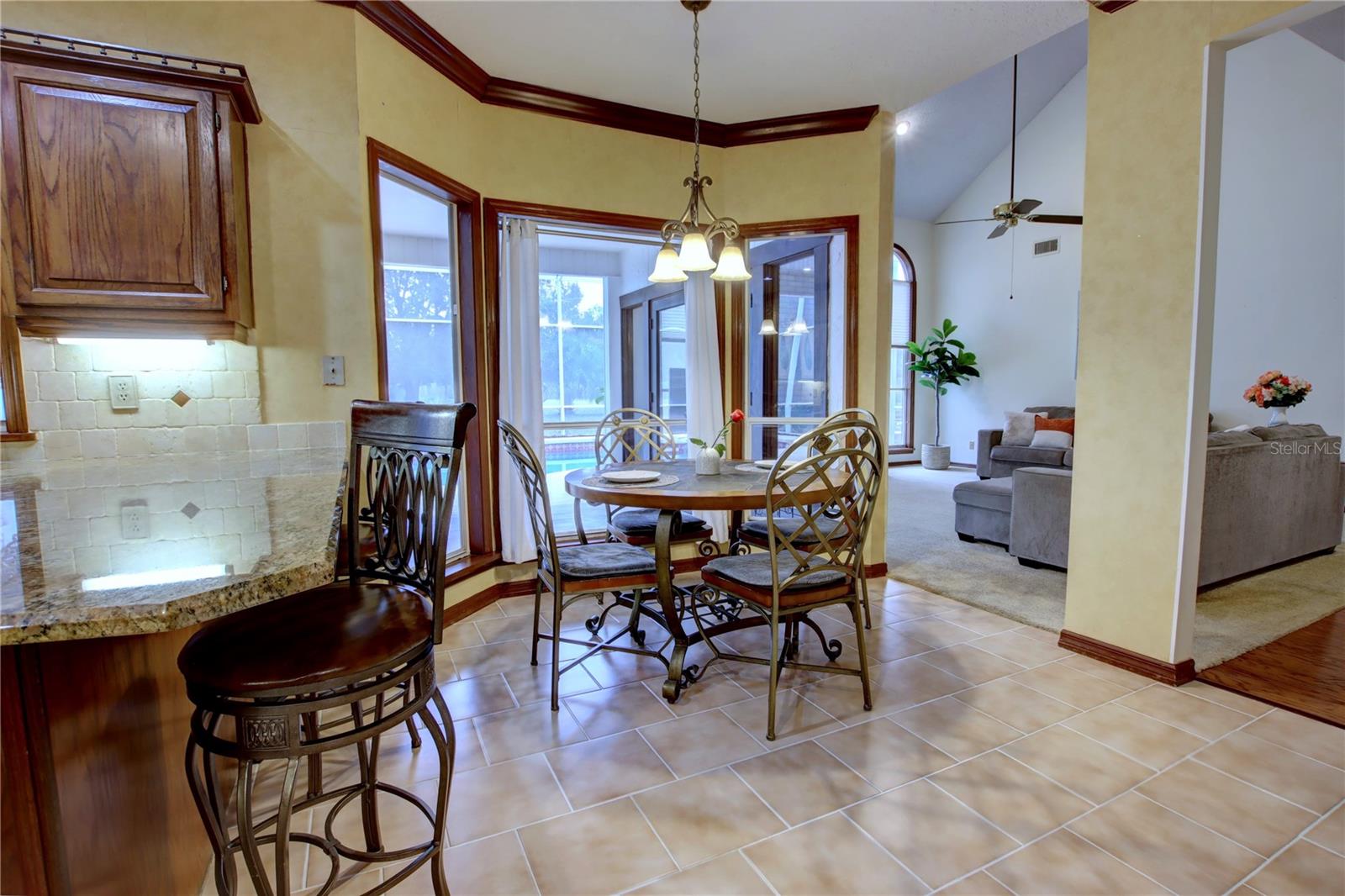 Image 15 of 59 For 5329 Foxshire Court