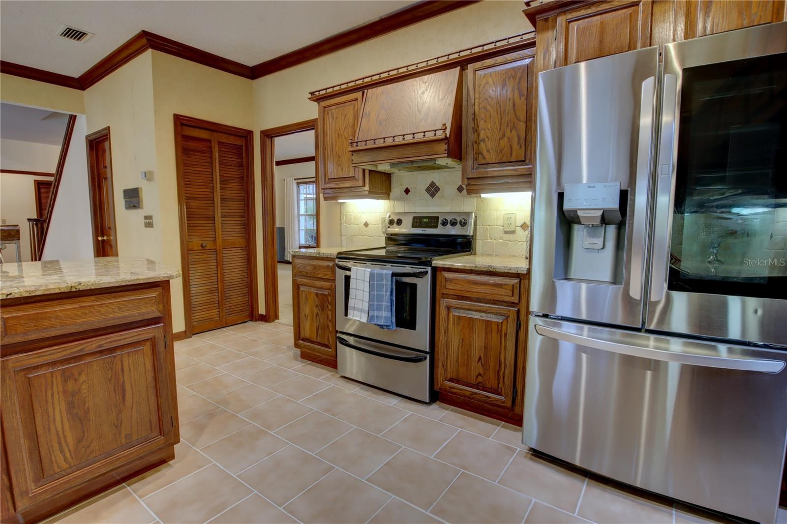 Image 17 of 59 For 5329 Foxshire Court