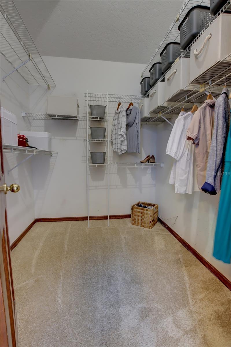 Image 32 of 59 For 5329 Foxshire Court