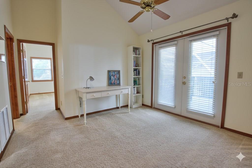 Image 38 of 59 For 5329 Foxshire Court