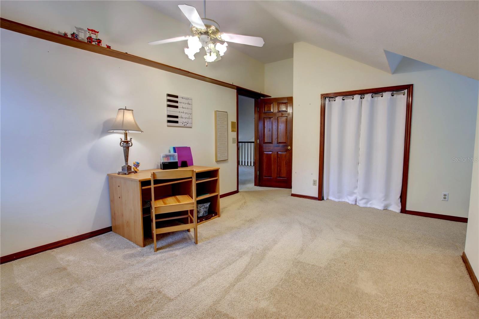 Image 40 of 59 For 5329 Foxshire Court