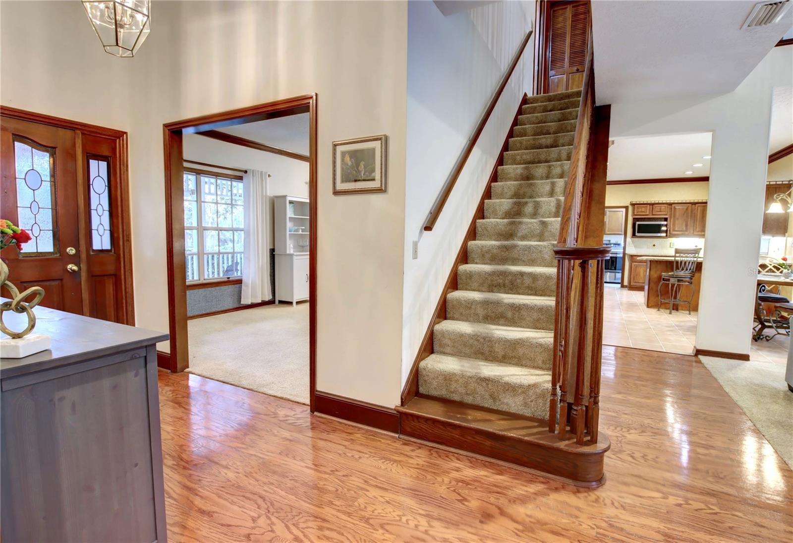 Image 6 of 59 For 5329 Foxshire Court