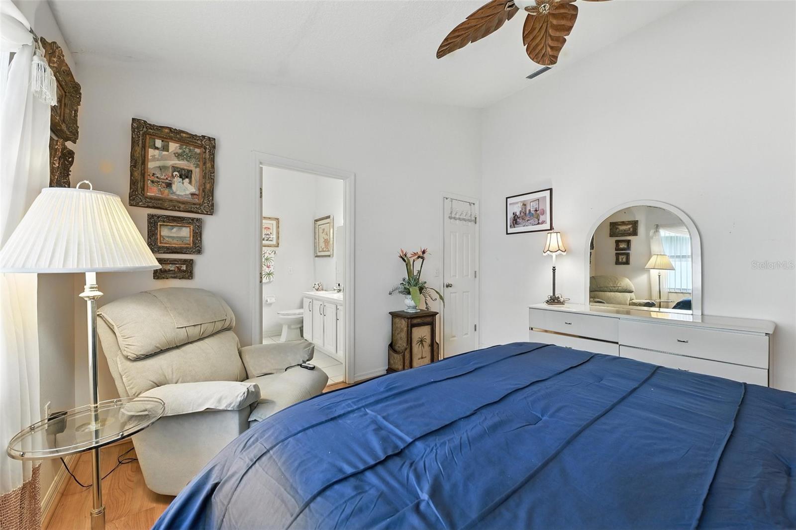 Image 5 of 25 For 1752 Challenger Avenue