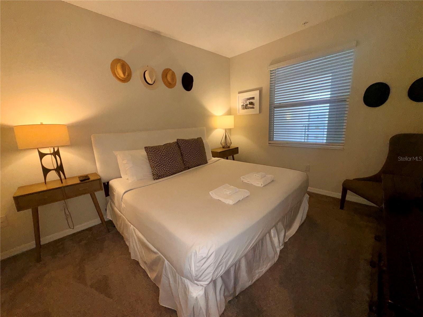 Image 18 of 26 For 3150 Paradox Circle 406