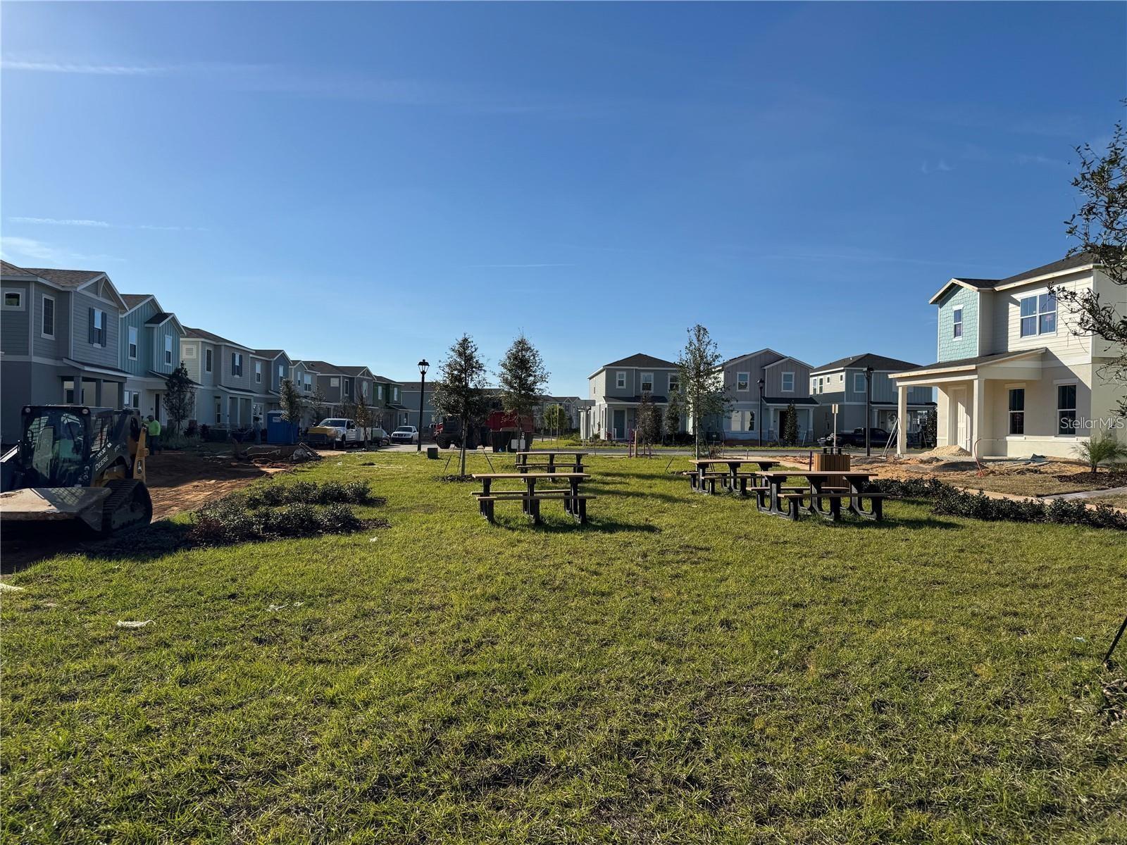 Image 33 of 37 For 16848 Hamlin Vista Alley