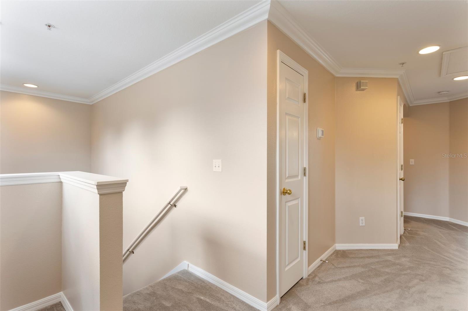 Image 14 of 30 For 946 Davenwood Court