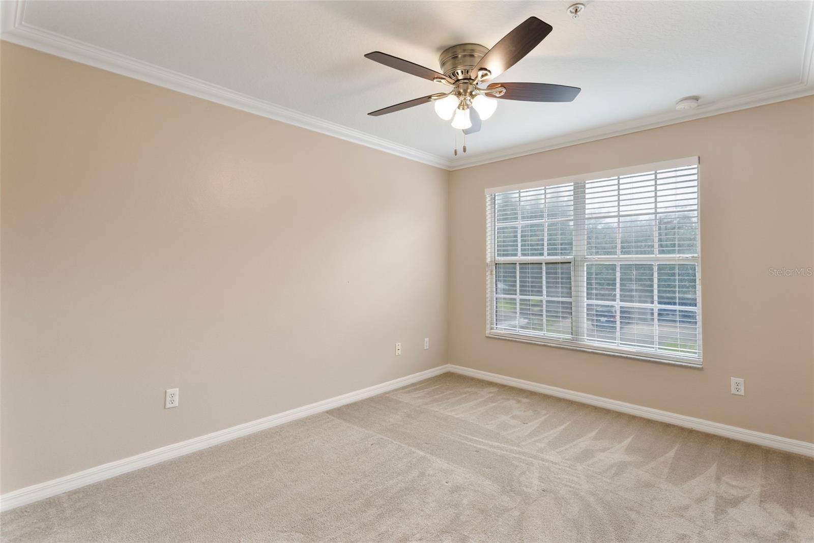 Image 15 of 30 For 946 Davenwood Court