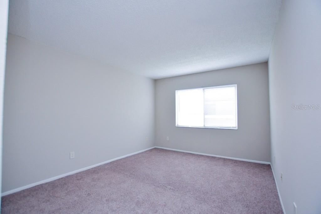 Image 12 of 23 For 648 Kenwick Circle 205