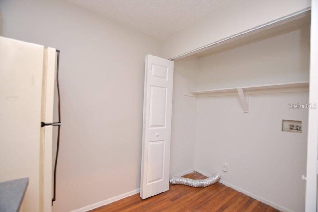 Image 20 of 23 For 648 Kenwick Circle 205