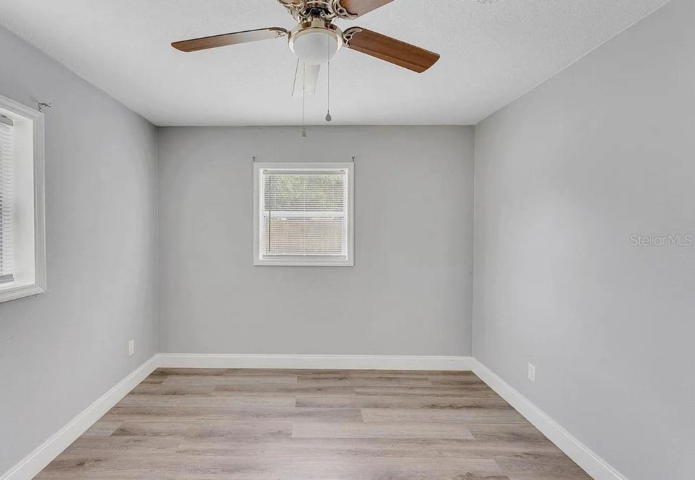 Image 12 of 23 For 1142 Grayson Drive