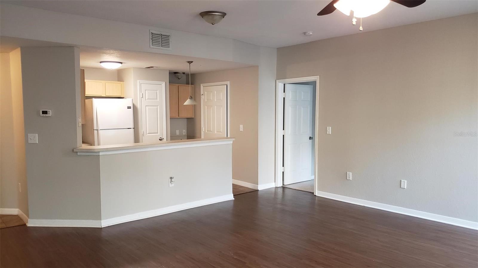 Image 7 of 16 For 2000 Erving Circle 206