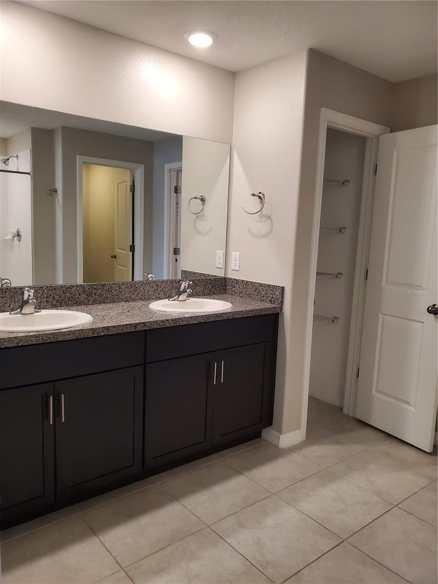 Image 16 of 28 For 5687 Keaton Springs Drive