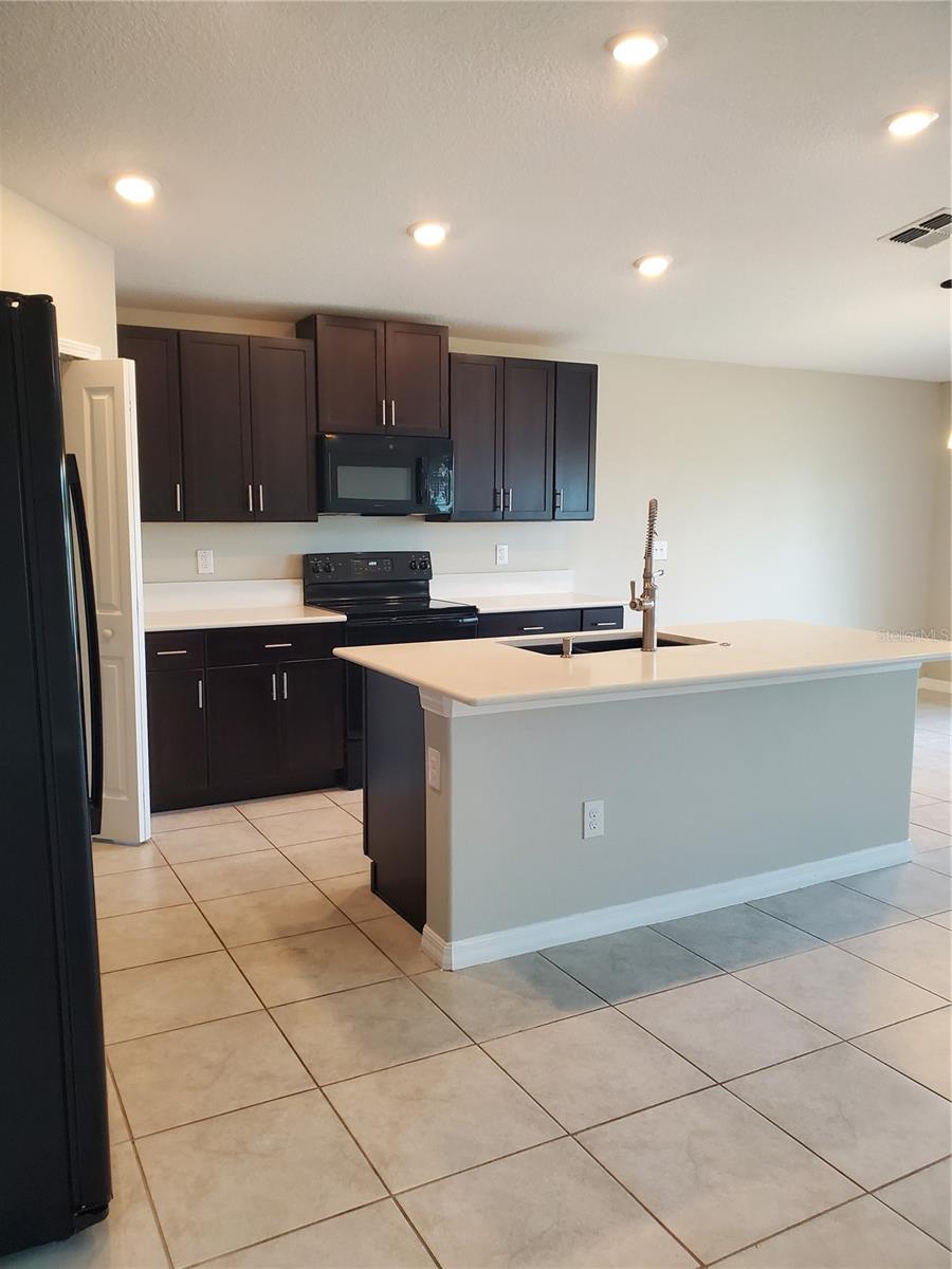 Image 9 of 28 For 5687 Keaton Springs Drive