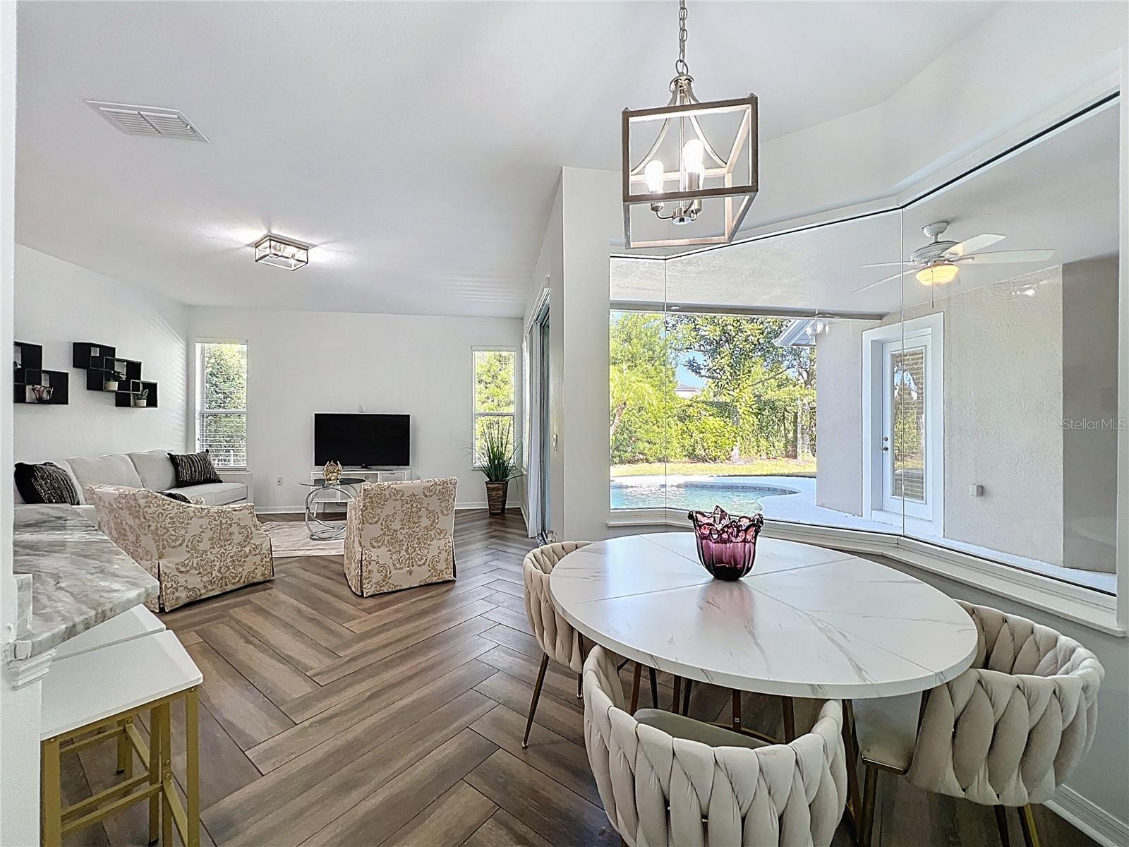 Image 21 of 39 For 1077 Lascala Drive